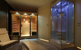 Ferrara Rooms